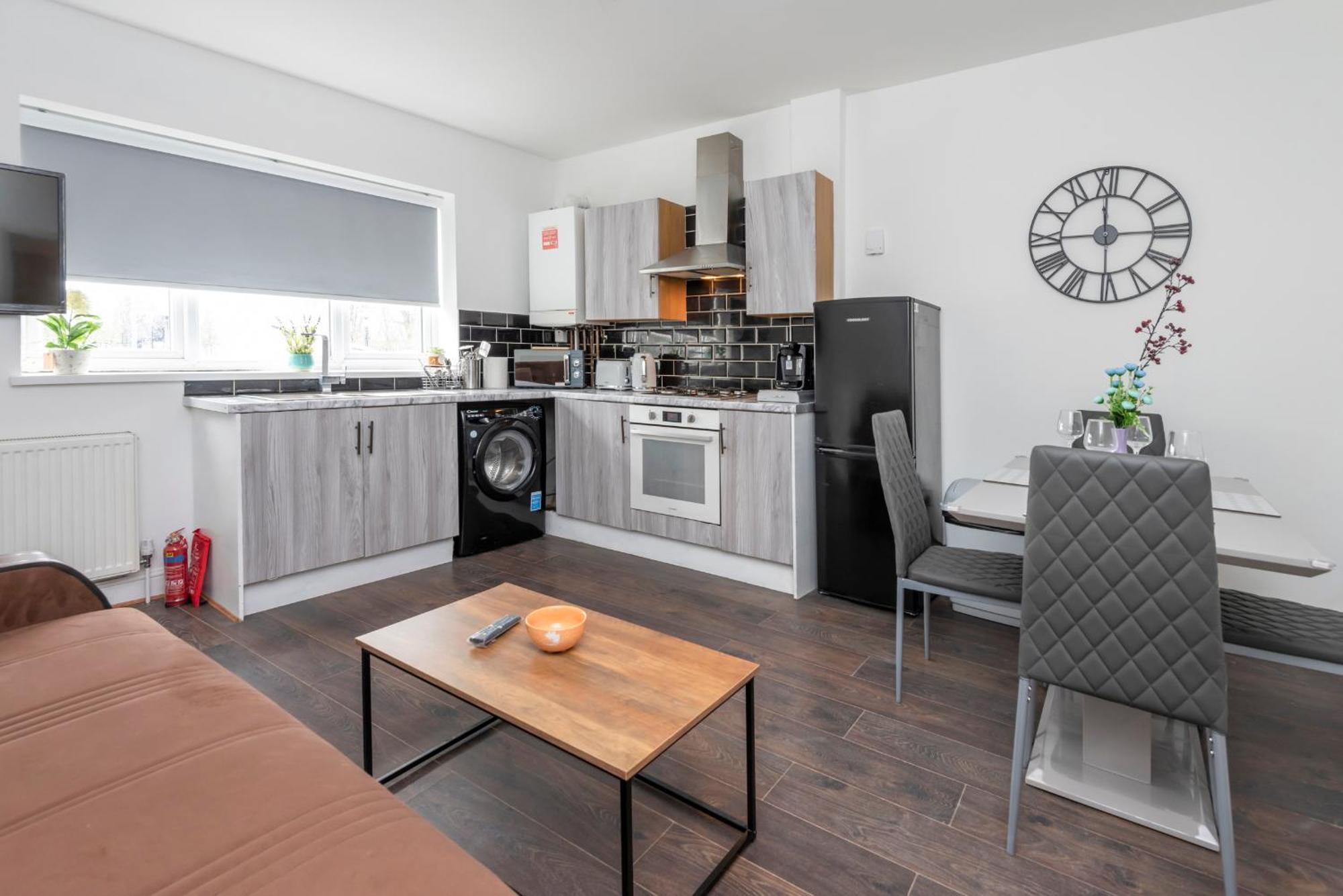 Modern Family Home W/Wi-Fi, Netflix, Self Check-In 런던 외부 사진